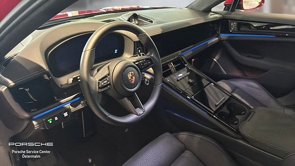 Porsche Panamera GTS 3 of 15