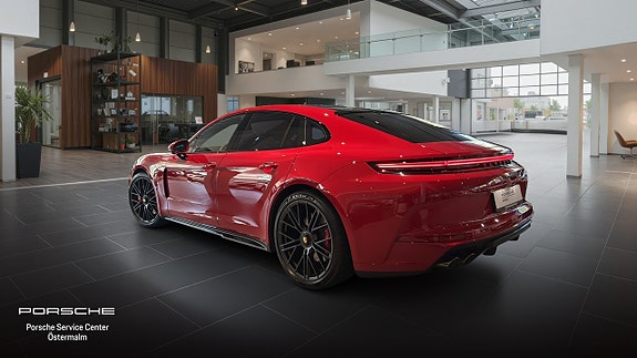 Porsche Panamera GTS 2 of 15