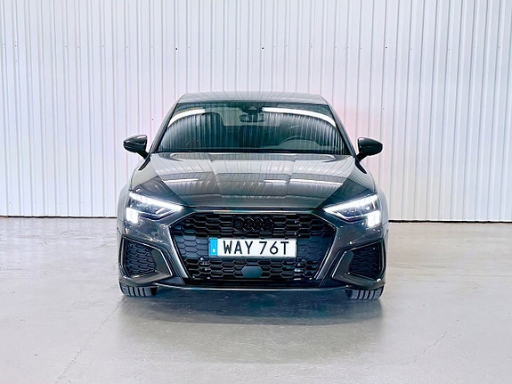 Audi A3 8 of 18