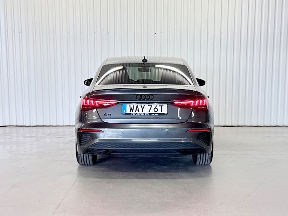 Audi A3 4 of 18