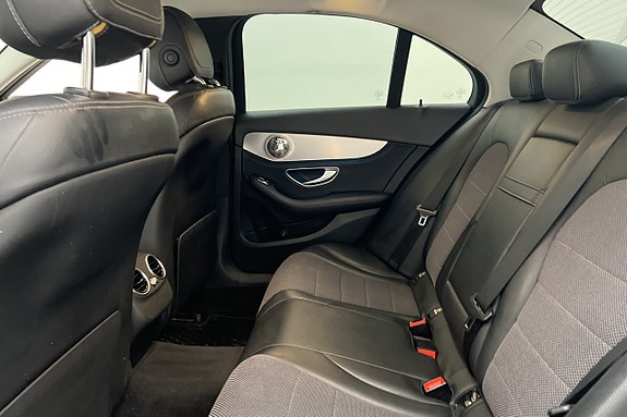 Mercedes-Benz C250 d 30 of 30