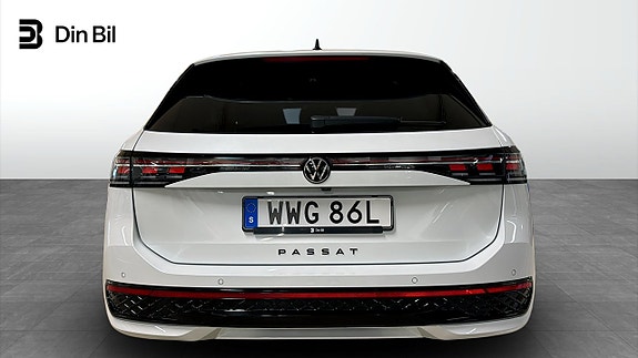 Volkswagen Passat 5 of 5