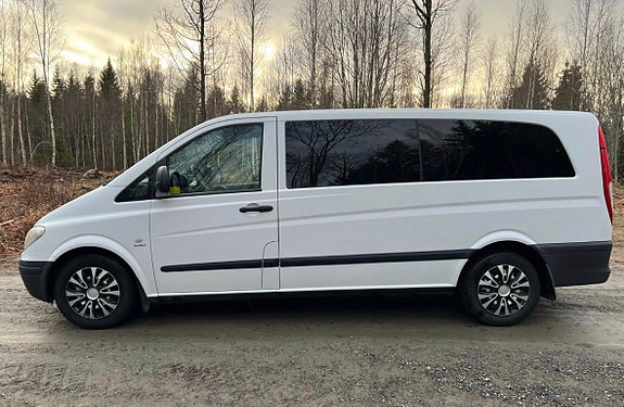 Mercedes-Benz Vito 111 2 of 5