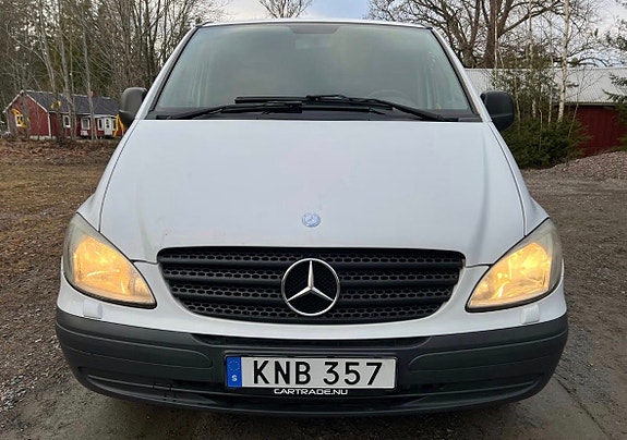 Mercedes-Benz Vito 111 8 of 15