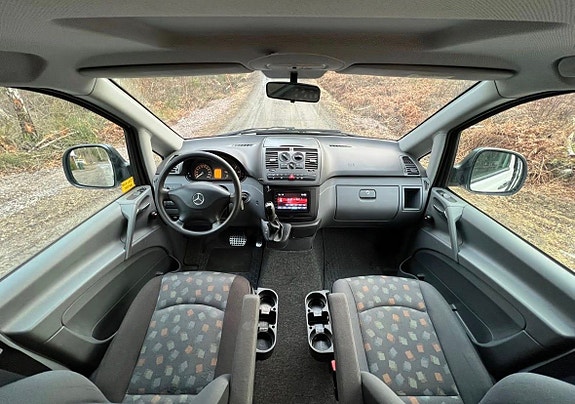Mercedes-Benz Vito 111 10 of 15