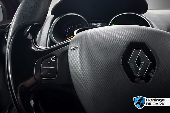 Renault Clio 12 of 14
