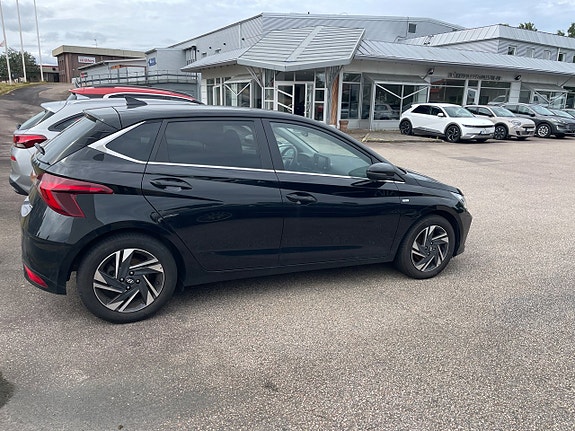 Hyundai i20 3 of 3