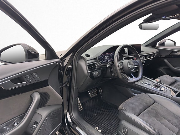Audi A4 11 of 30