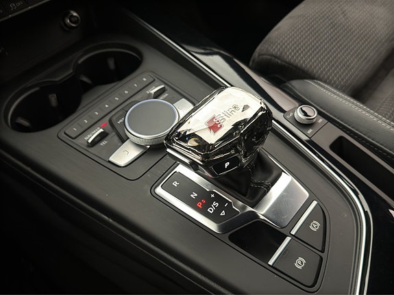 Audi A4 23 of 30