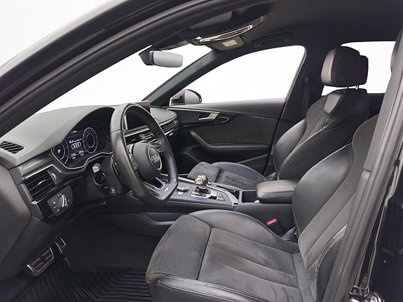 Audi A4 13 of 30