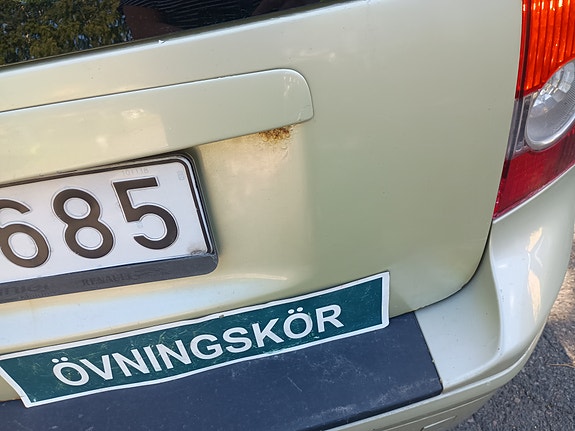 Volvo V50 4 of 5