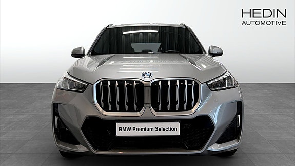 BMW X1 8 of 13