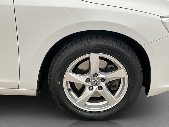 Volvo V60 30 of 30
