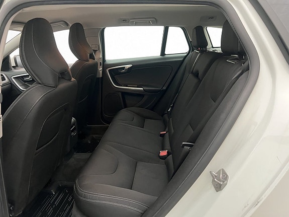 Volvo V60 25 of 30