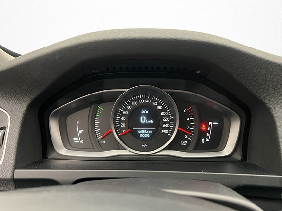 Volvo V60 16 of 30