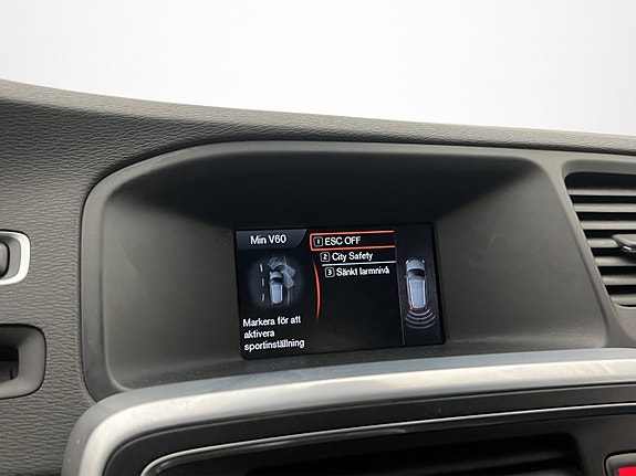 Volvo V60 18 of 30