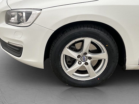 Volvo V60 27 of 30