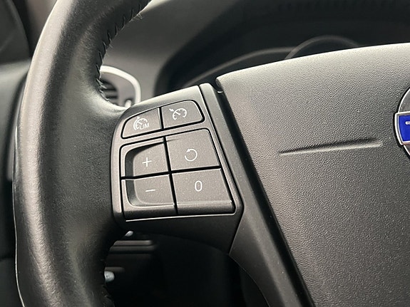 Volvo V60 15 of 30