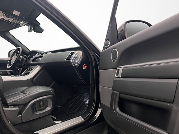 Land Rover Range Rover Sport 29 of 30