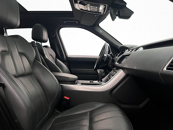 Land Rover Range Rover Sport 28 of 30