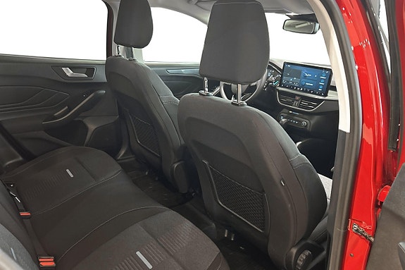 Ford Focus 10 of 12
