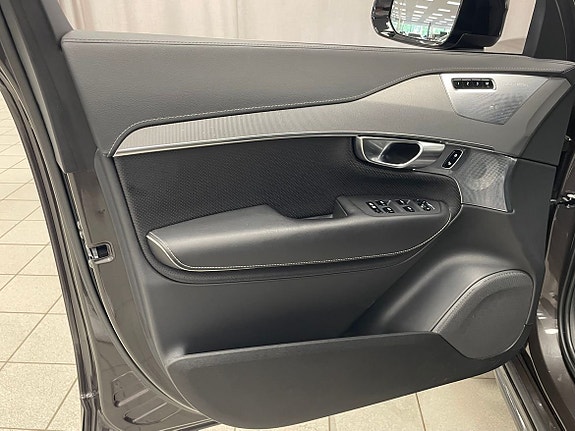 Volvo XC90 5 of 5