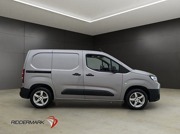 Toyota Proace City 2 of 5