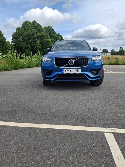 Volvo XC90 4 of 5