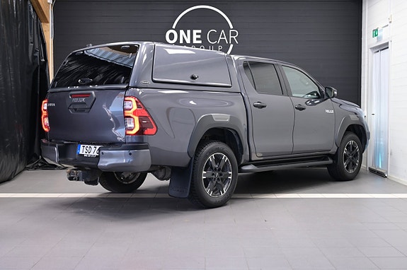Toyota HiLux 4 of 21