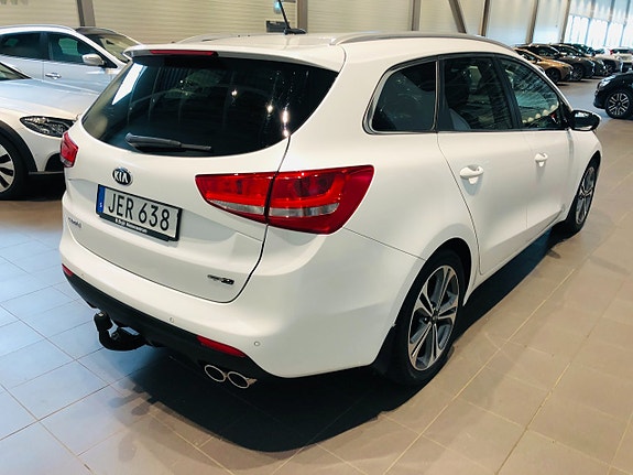Kia Ceed 3 of 5