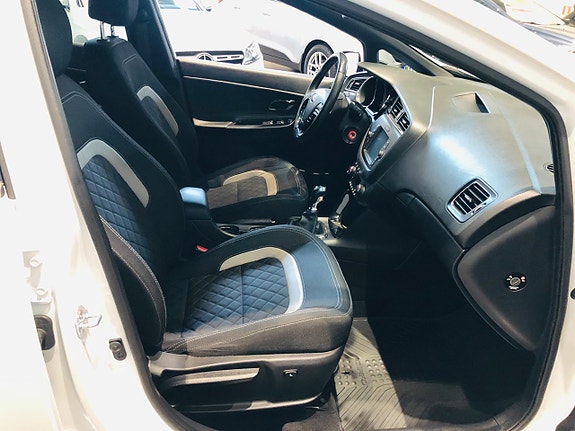 Kia Ceed 5 of 5