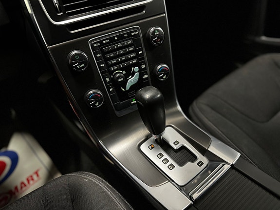 Volvo V60 18 of 23
