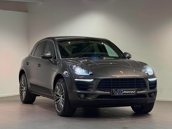 Porsche Macan 4 of 5
