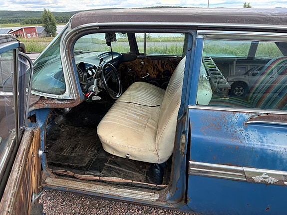 Chevrolet Nomad 2 of 5