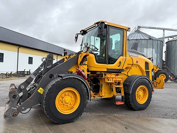 Volvo L60H lastmaskin, 9200 tim, svensksåld 2 of 7