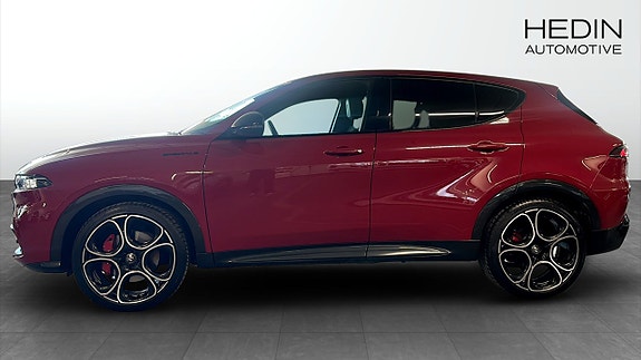 Alfa Romeo Tonale 6 of 9