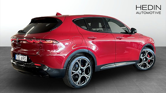 Alfa Romeo Tonale 2 of 5