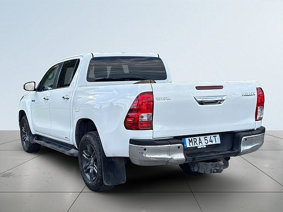 Toyota HiLux 5 of 5
