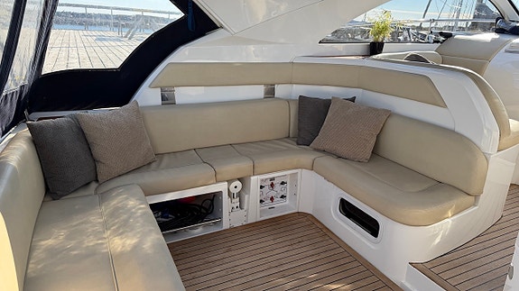 Fairline Targa 38 -08 | Volvo Penta D6-370 4 of 5