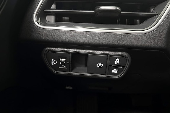 Kia K4 8 of 22