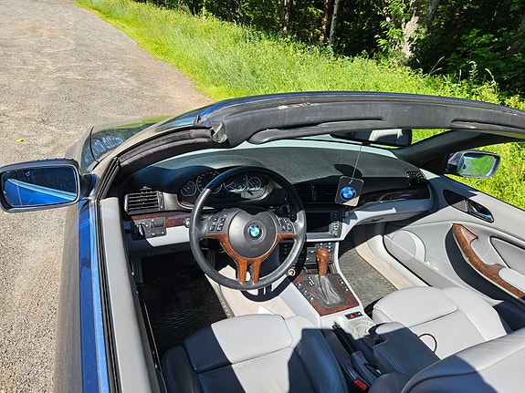 BMW 330Ci 6 of 7