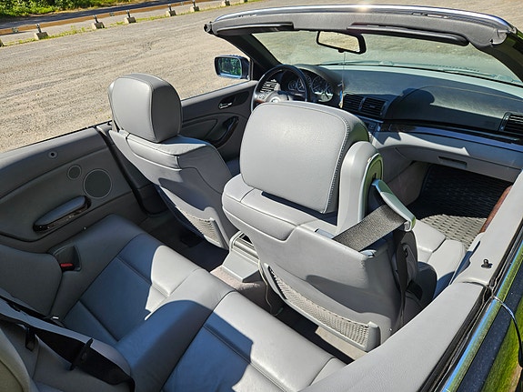 BMW 330Ci 7 of 7