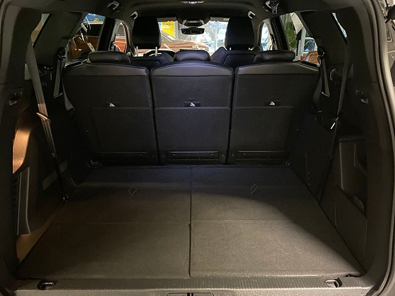 Peugeot 5008 9 of 18