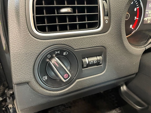 Volkswagen Polo 16 of 19