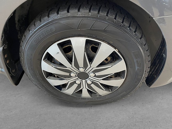 Volkswagen Polo 8 of 19