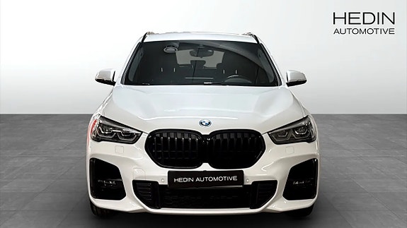 BMW X1 2 of 5