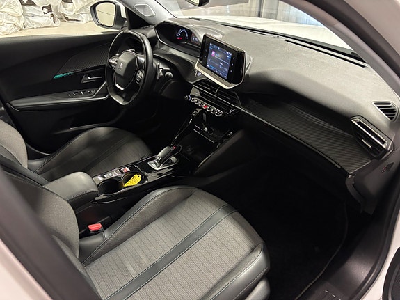 Peugeot 2008 15 of 16