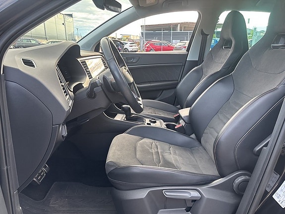 Cupra Ateca 4 of 5