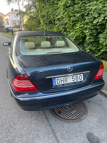 Mercedes-Benz S430 2 of 5