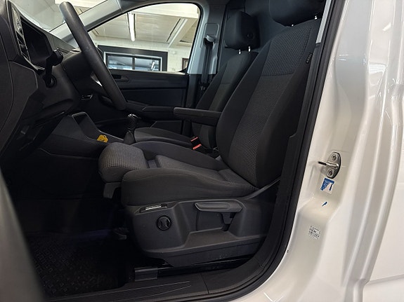 Volkswagen Caddy 23 of 24